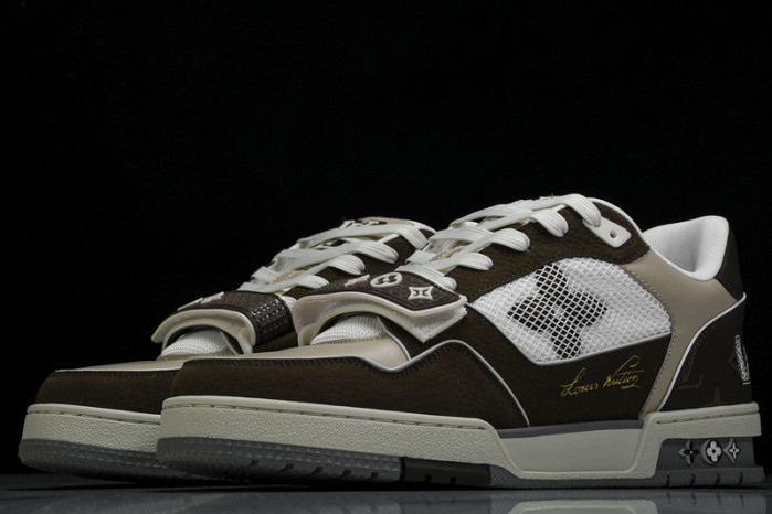L1VV TRAINER