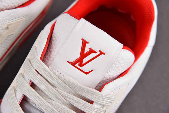 L1VV TRAINER