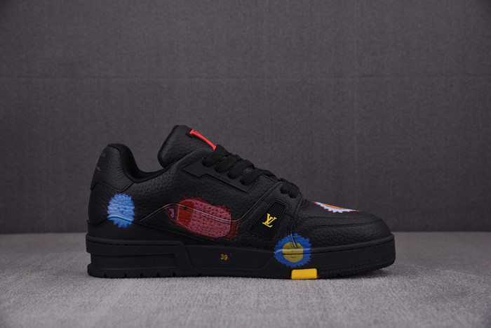 L1VV TRAINER