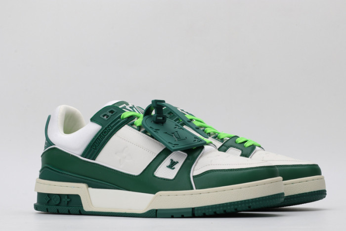 L1VV TRAINER