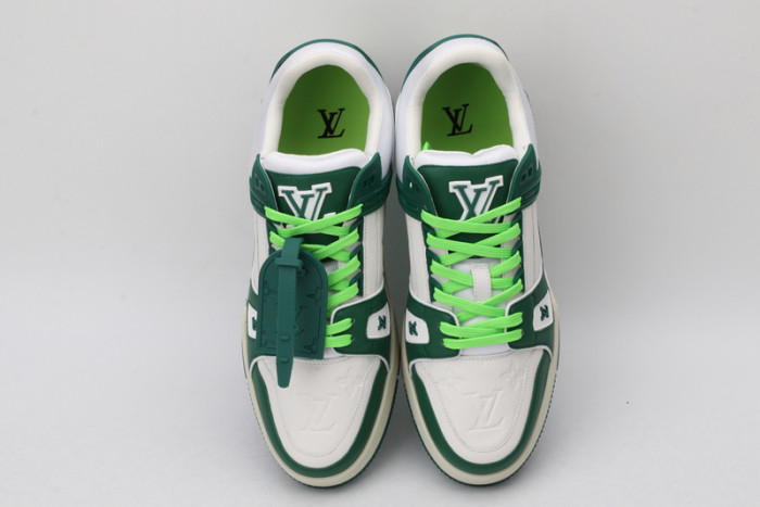 L1VV TRAINER