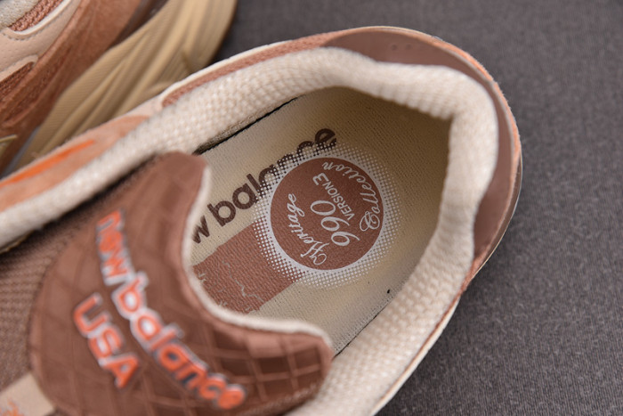 New Balance 990v3 MiUSA size? Exclusive Orange Cream M990SZ3
